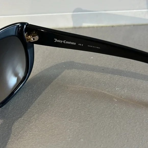 Juicy Couture JU 556/S Black Studded Cat-Eye Sunglasses - Picture 5 of 5
